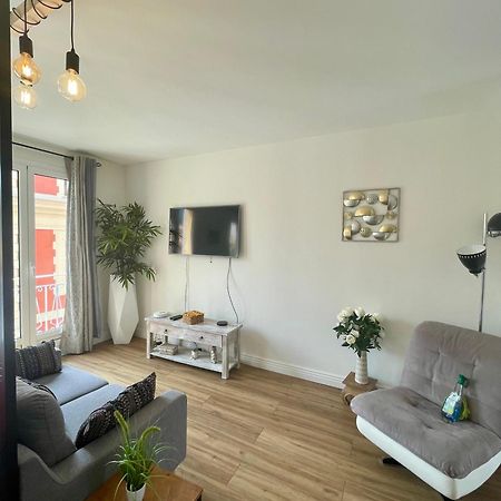 Le Verlaine, Studio En Centre Ville A Deux Minutes Des Plages Menton Eksteriør billede